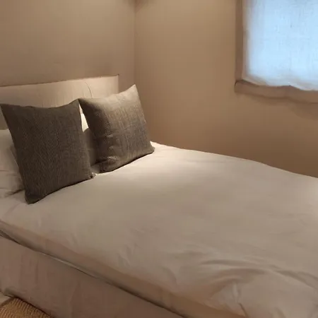 Standalone With Breathtaking Sanetsch View Vakantiehuis *
