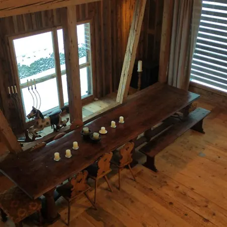 Standalone With Breathtaking Sanetsch View Vakantiehuis *
